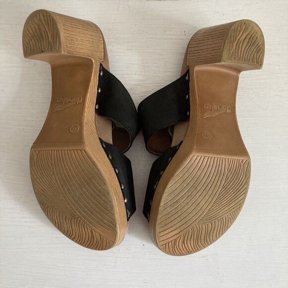 Dansko Black Leather Slide Slip On Sandals Heels Studs Size 41 Buckle Platform - Picture 10 of 11